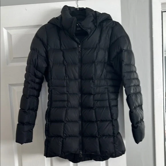 The North Face Black Mid-Length Puffer Jacket with Hood - Picture 1 of 1